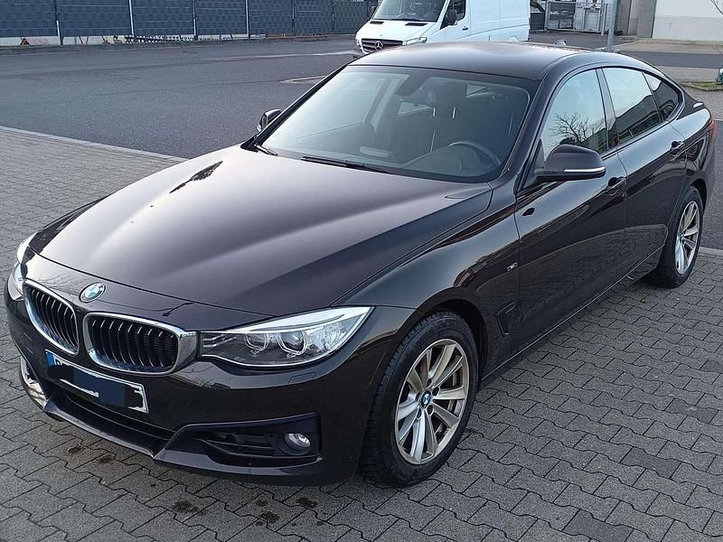 Braun Gebraucht 2014 BMW 320 M Performance Limousine | 10.900 € (Superpreis) - Bild 1/4