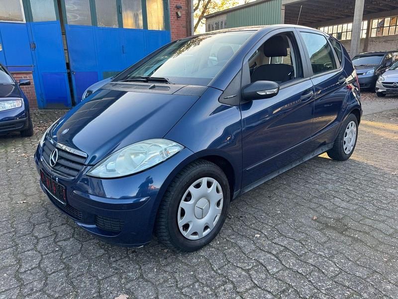 Blau Gebraucht 2005 Mercedes A180 Kleinwagen | 3.290 € (Etwas zu teuer) - Bild 1/4