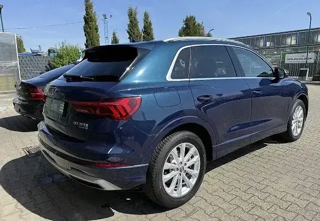 Gebraucht Audi Q3 Ambiente 190 PS (139 kW) 2019 Blau SUV