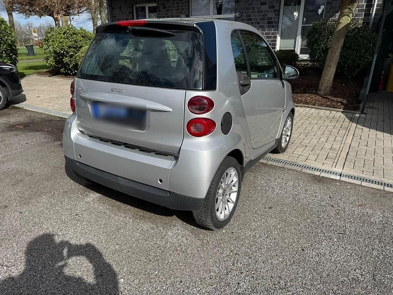 Gebraucht Smart ForTwo Coupé Passion 71 PS (52 kW) 2010 Silber Coupé