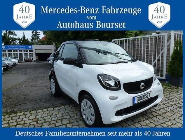 Weiß Gebraucht 2016 Smart ForTwo Cabrio Cabrio | 12.900 € (Fairer Preis) - Bild 1/4