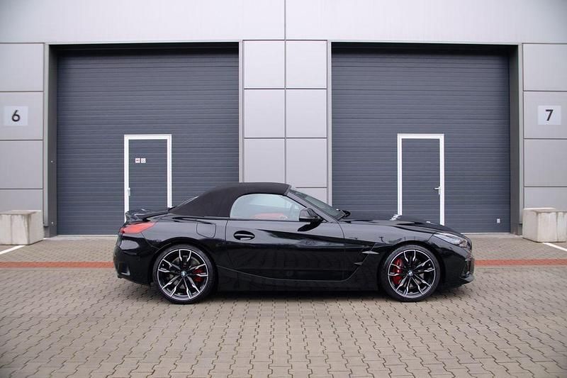 Gebraucht BMW Z4 Shadowline 340 PS (250 kW) 2025 Schwarz Cabrio