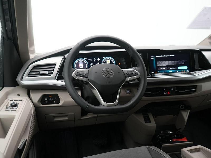 Gebraucht VW Multivan Edition 150 PS (110 kW) 2026 Schwarz Van