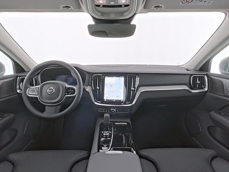 Gebraucht Volvo V60 Plus 350 PS (257 kW) 2024 Grau vapour grey / metallic Kombi