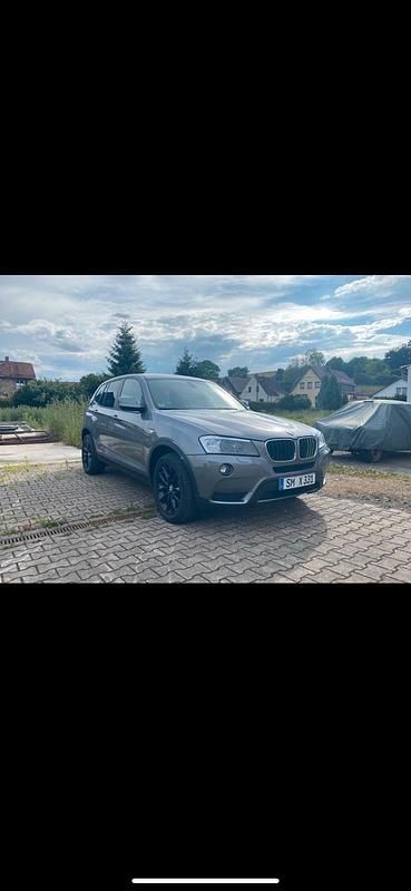 Grau Gebraucht 2011 BMW X3 SUV | 11.500 € (Fairer Preis) - Bild 1/4