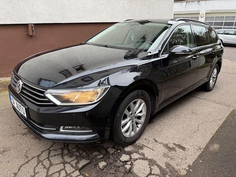 Gebraucht VW Passat Comfortline 150 PS (110 kW) 2015 Grau Limousine