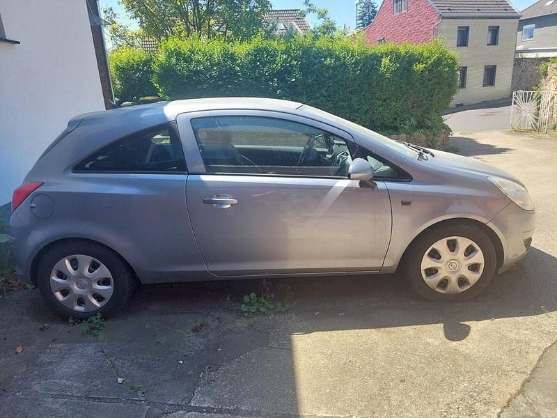 Grau Gebraucht 2008 Opel Corsa Kleinwagen | 850 € (Superpreis) - Bild 1/4