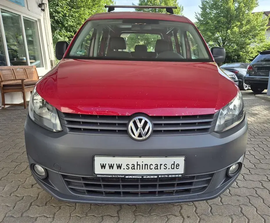 Gebraucht VW Caddy 102 PS (75 kW) 2014 Rot Van / Kleinbus