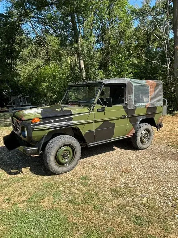 Gebraucht Mercedes G250 92 PS (67 kW) 1992 Schwarz SUV