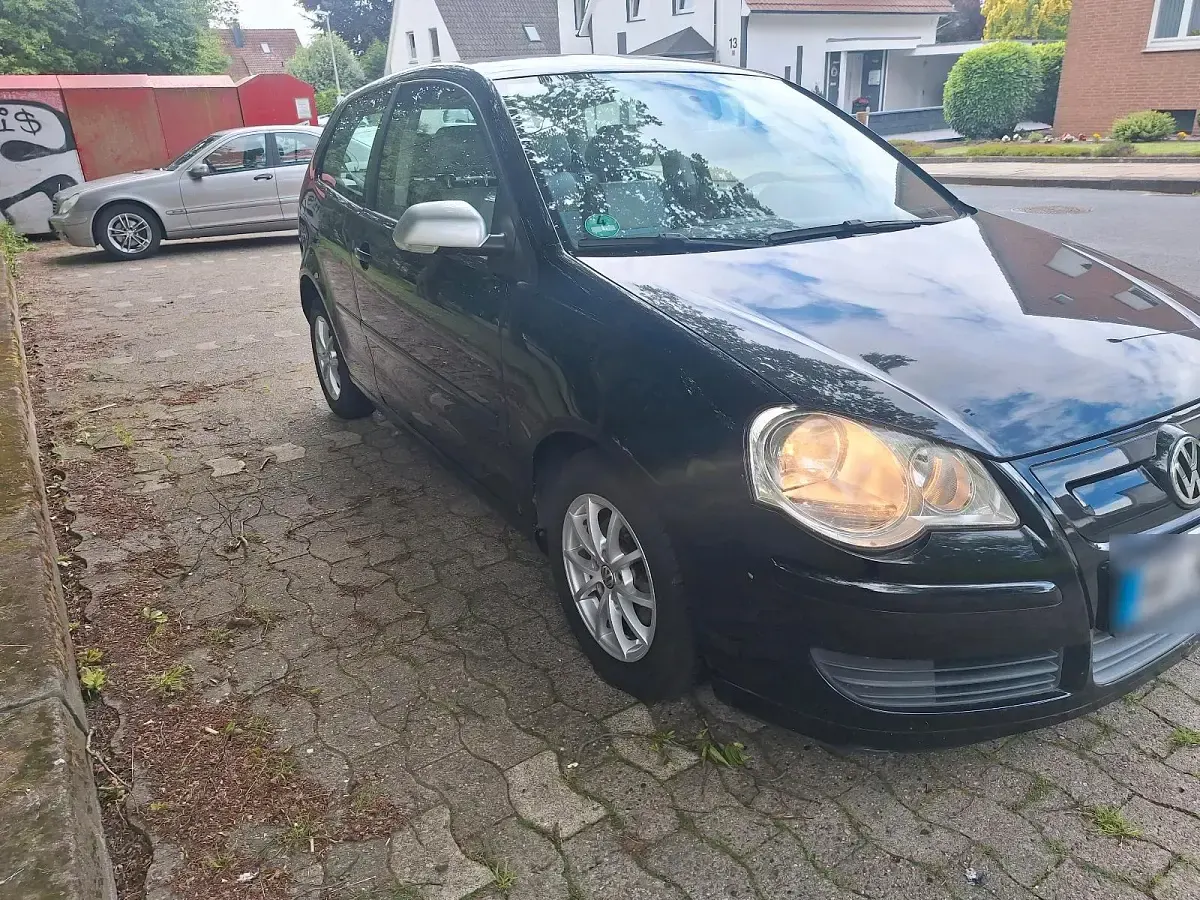 Gebraucht VW Polo 75 PS (55 kW) 2009 Schwarz Kleinwagen