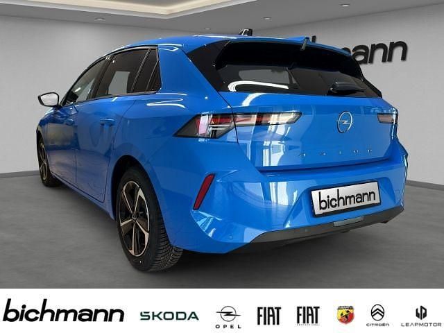 Neu Opel Astra Edition 110 PS (80 kW) 2025 Blau Limousine