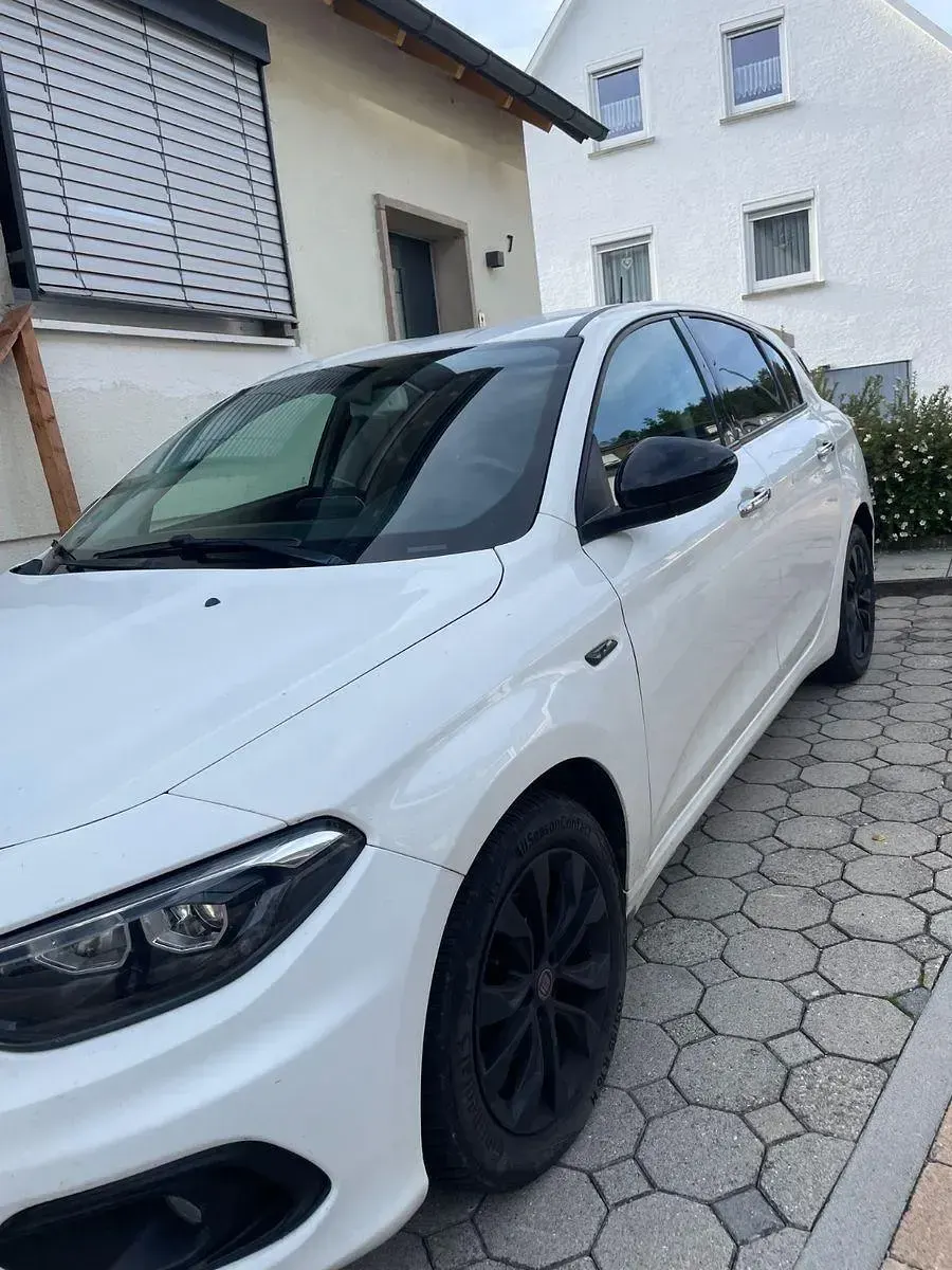 Gebraucht Fiat Tipo 120 PS (88 kW) 2017 Weiß Kombi