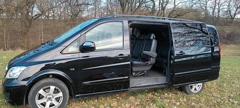 Gebraucht Mercedes Viano 224 PS (164 kW) 2013 Schwarz Van / Kleinbus