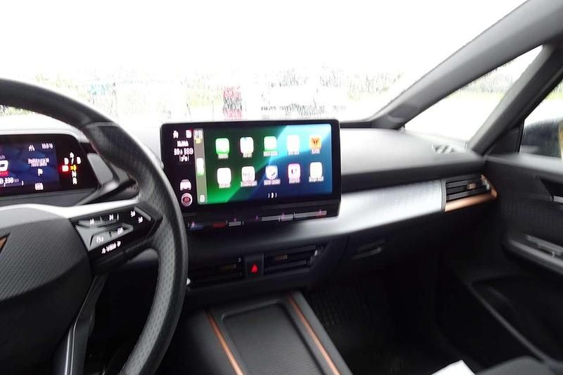 Grau Gebraucht 2023 Cupra Born Kleinwagen | 22.900 € (Superpreis) - Bild 1/4