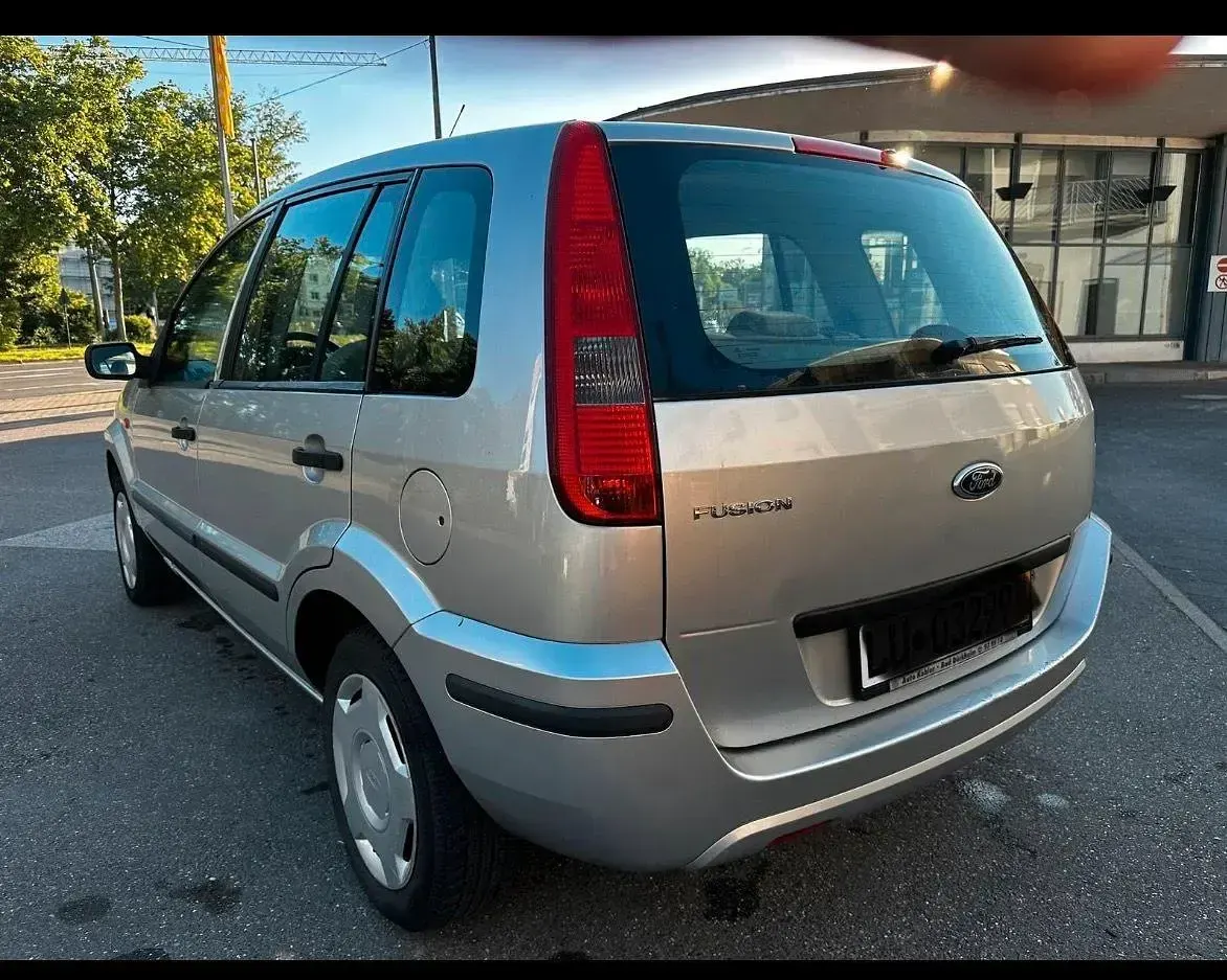 Gebraucht Ford Fusion 101 PS (74 kW) 2004 Silber Kleinwagen