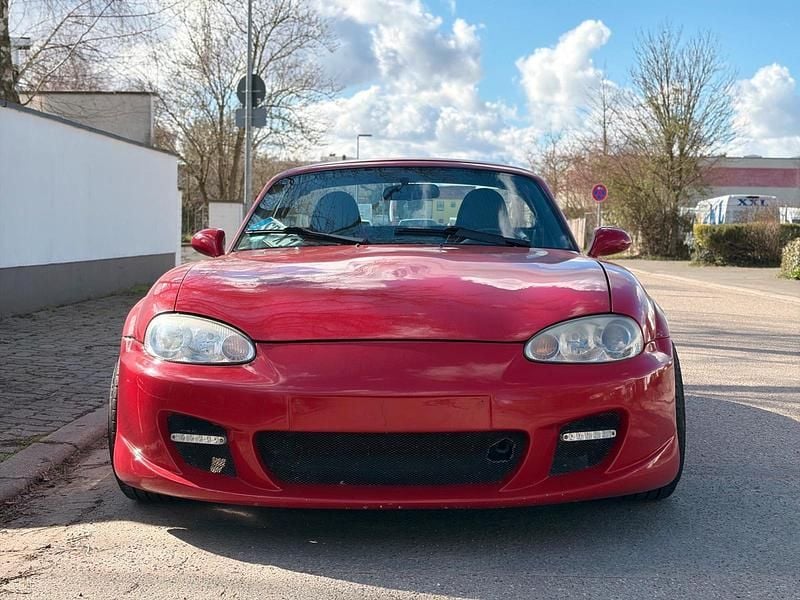 Gebraucht Mazda MX5 110 PS (80 kW) 2001 Rot Cabrio
