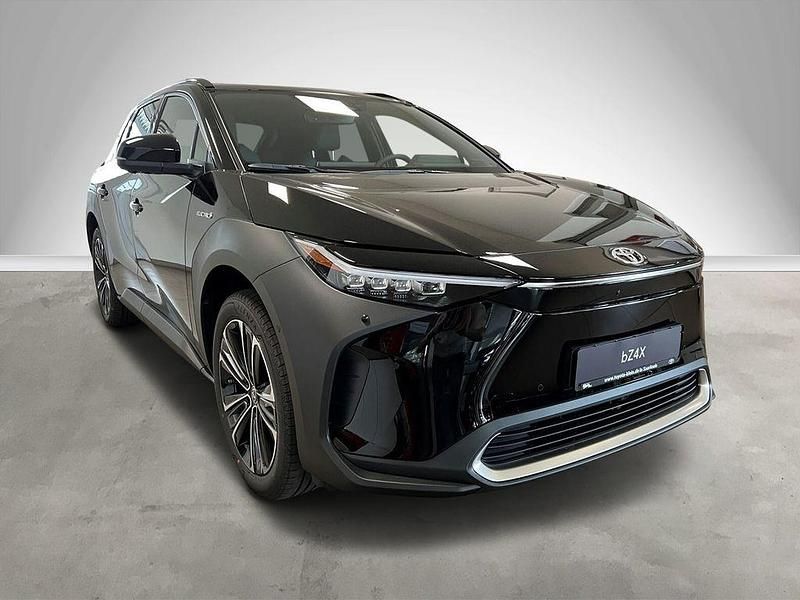 Schwarz Gebraucht 2025 Toyota bZ4X Comfort SUV | 36.490 € (Guter Preis) - Bild 1/4