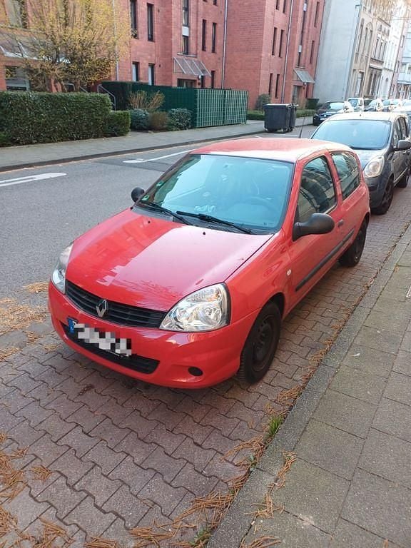 Gebraucht Renault Clio II 58 PS (42 kW) 2011 Rot Limousine