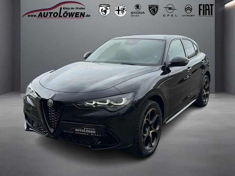 Nero vulcano, metallic Neu 2025 Alfa Romeo Stelvio SUV | 69.610 € (Fairer Preis) - Bild 1/4