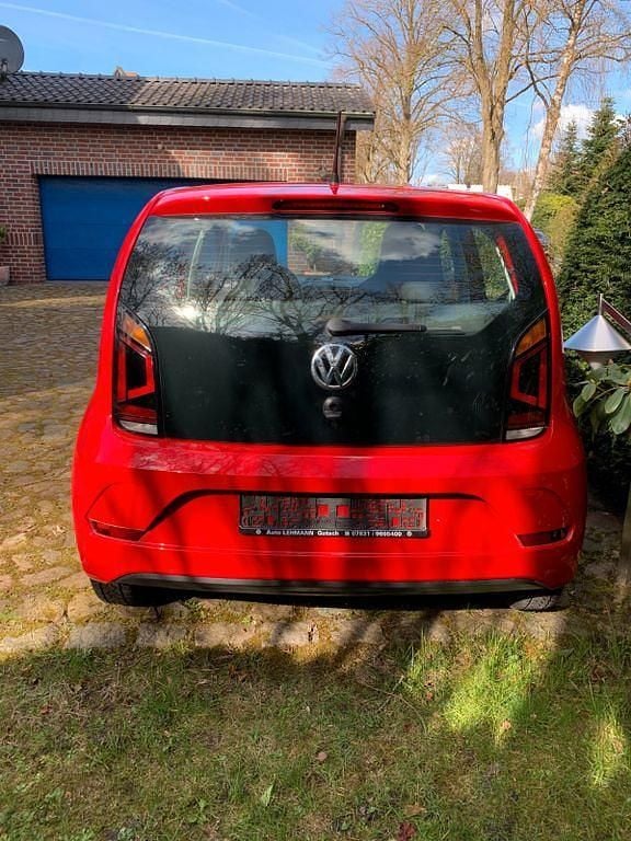 Gebraucht VW up! 60 PS (44 kW) 2018 Rot Kleinwagen
