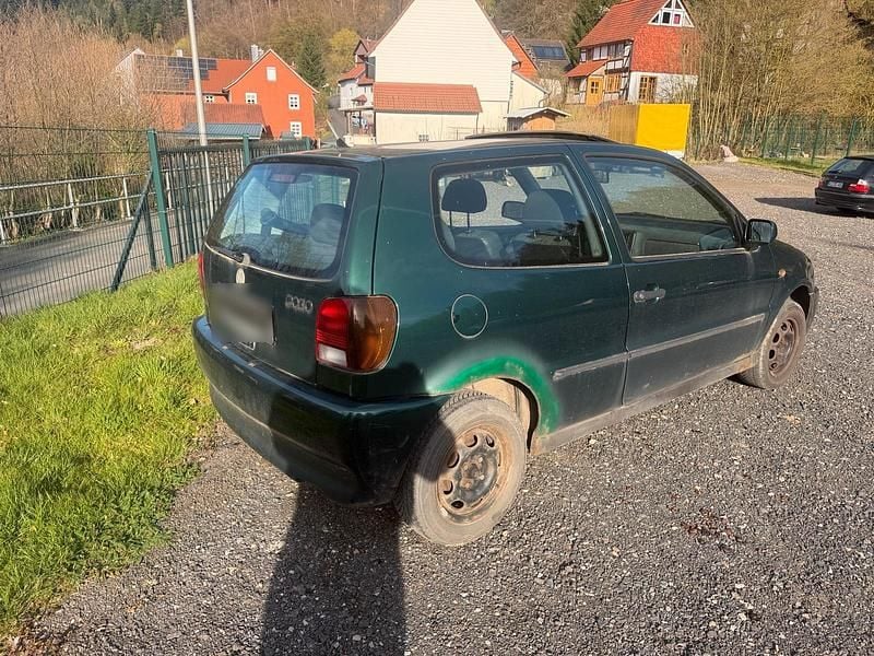 Gebraucht VW Polo 60 PS (44 kW) 1998 Grün Kleinwagen