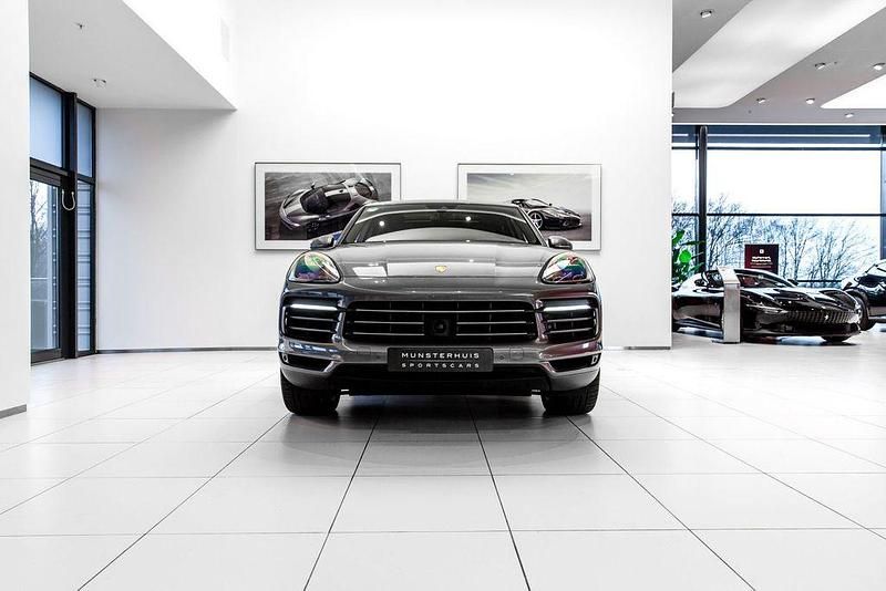 Gebraucht Porsche Cayenne 441 PS (324 kW) 2019 Grau SUV