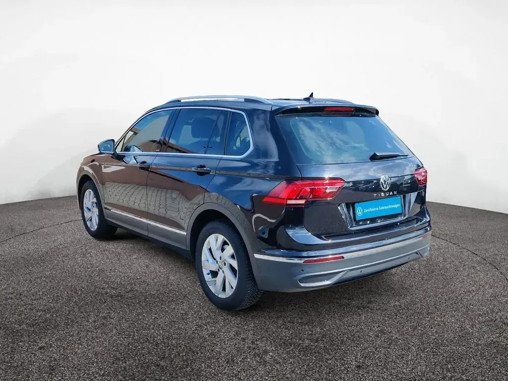 Gebraucht VW Tiguan Move 150 PS (110 kW) 2023 Deep black perleffekt SUV