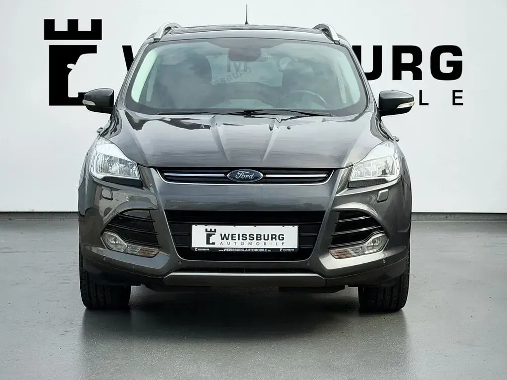Gebraucht Ford Kuga Titanium 150 PS (110 kW) 2016 Grau SUV