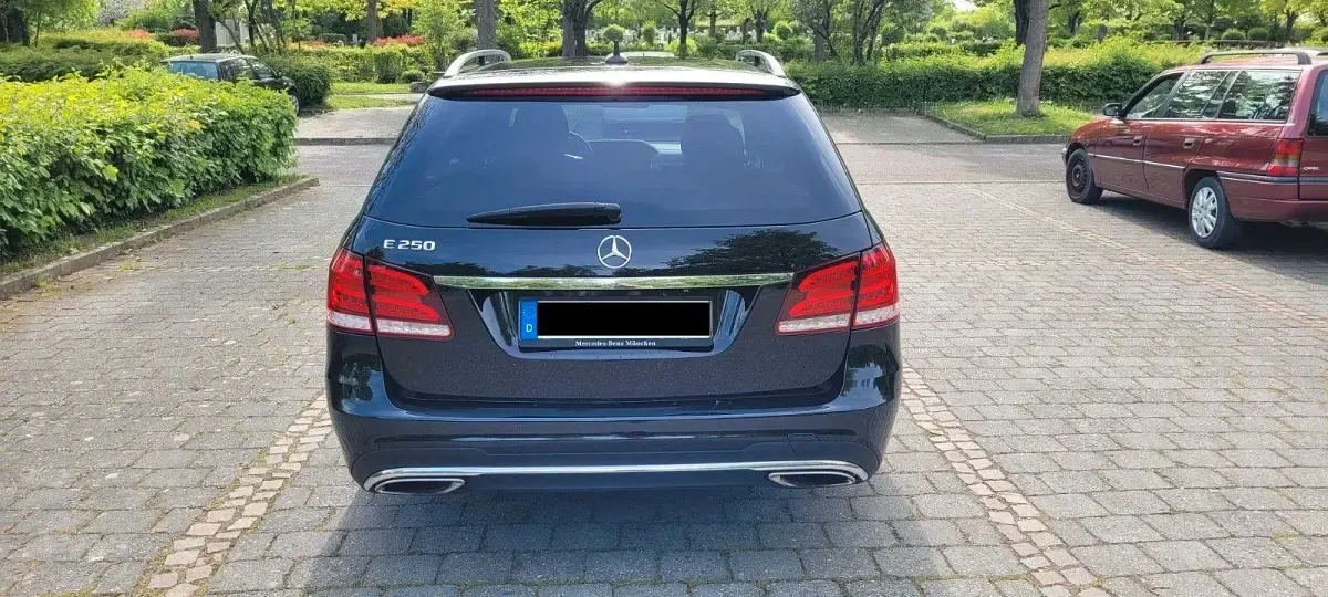 Gebraucht Mercedes E500 Avantgarde 408 PS (300 kW) 2015 Schwarz Kombi