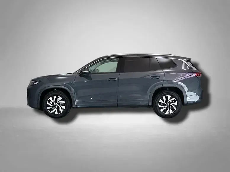 Neu VW Tayron Life 150 PS (110 kW) 2025 Delfingrau metallic SUV