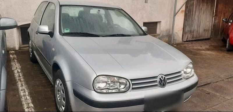 Gebraucht VW Golf 101 PS (74 kW) 2001 Silber Coupé