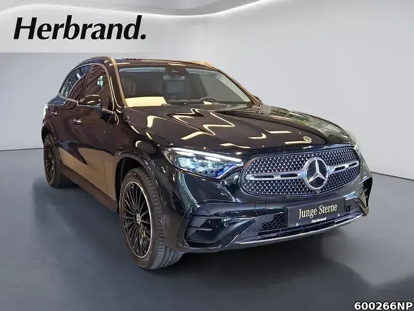 Gebraucht Mercedes GLC400d AMG 381 PS (280 kW) 2025 Metalliclack obsidianschwarz SUV