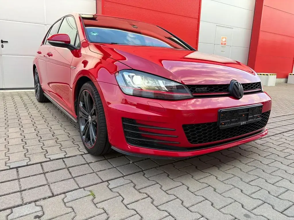 Gebraucht VW Golf VII GTI 220 PS (161 kW) 2017 Rot Limousine