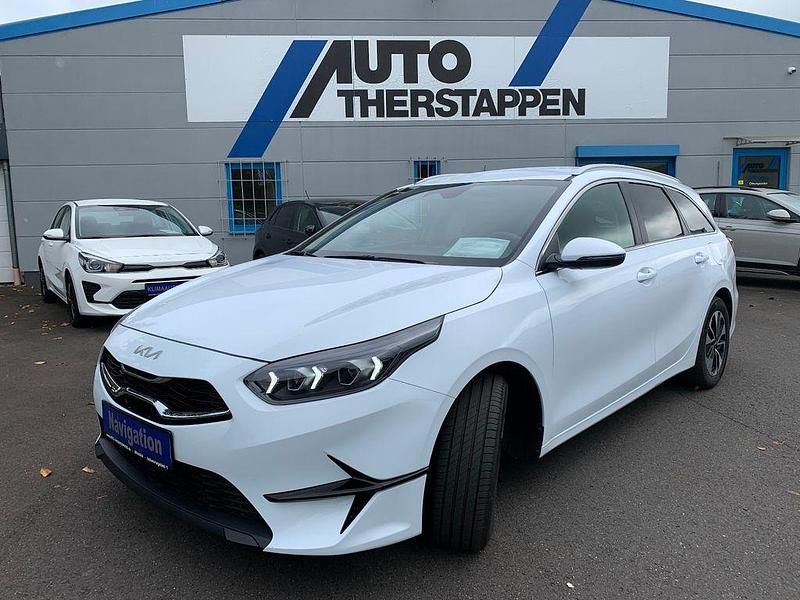 Gebraucht Kia Ceed Sportswagon 140 PS (102 kW) 2024 Weiss Kombi