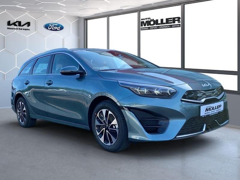 Gebraucht Kia Ceed Sportswagon Comfort 141 PS (103 kW) 2024 Grau Kombi