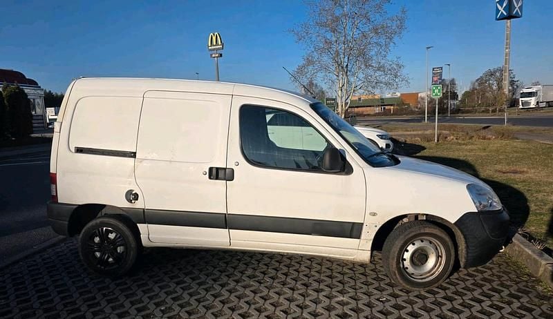 Gebraucht Citroën Berlingo 90 PS (66 kW) 2007 Weiß Van / Kleinbus