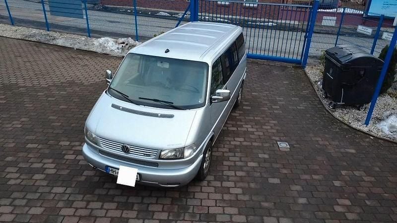 Grau Gebraucht 2002 VW Multivan Van | 8.798 € (Superpreis) - Bild 1/4