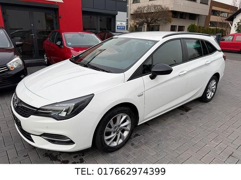 Weiß Gebraucht 2021 Opel Astra Edition Kombi | 11.900 € (Superpreis) - Bild 1/4
