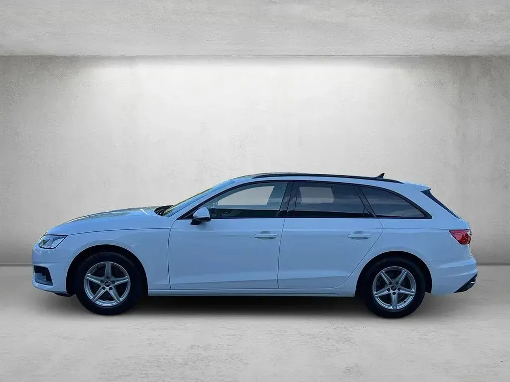Gebraucht Audi A4 Business 150 PS (110 kW) 2023 Weiß Kombi