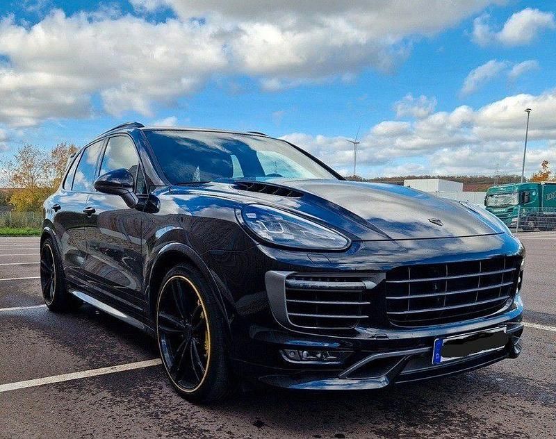 Gebraucht Porsche Cayenne Turbo 519 PS (381 kW) 2015 Schwarz SUV