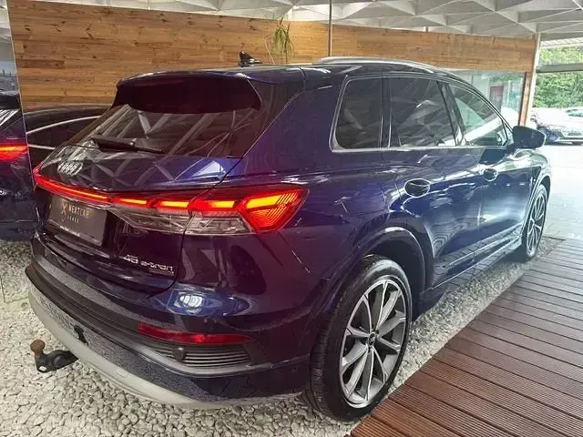 Gebraucht Audi Q4 e-tron S-Line 194 kW (265 PS) 2023 Blau SUV