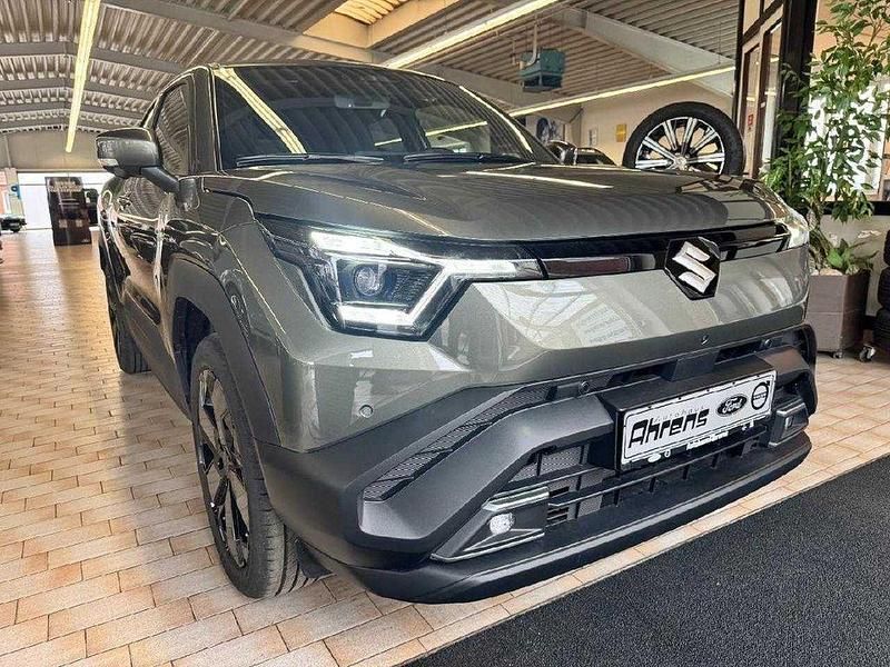 Neu Suzuki Vitara Comfort+ 127 kW (174 PS) 2026 Grün SUV