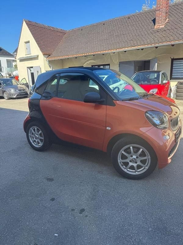Gebraucht Smart ForTwo Coupé 71 PS (52 kW) 2017 Schwarz Coupé