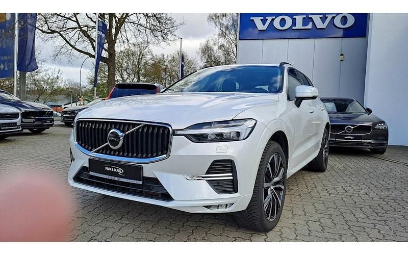 Gebraucht Volvo XC60 Core 197 PS (144 kW) 2024 Weiß SUV