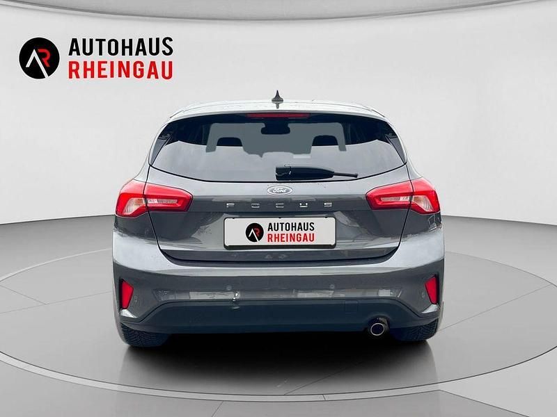 Gebraucht Ford Focus Cool & Connect 125 PS (91 kW) 2019 Silber Limousine