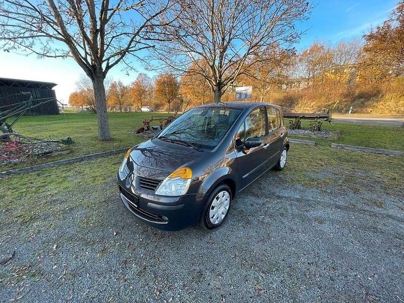 Braun Gebraucht 2005 Renault Modus Expression Van / Kleinbus | 1.550 € (Fairer Preis) - Bild 1/4