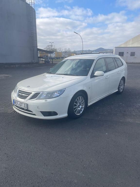 Weiß Gebraucht 2008 Saab 9-3 Vector Kombi | 3.500 € - Bild 1/4