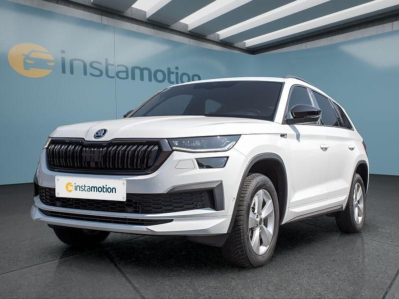 Weiß Gebraucht 2022 Skoda Kodiaq SportLine SUV | 33.699 € (Fairer Preis) - Bild 1/4