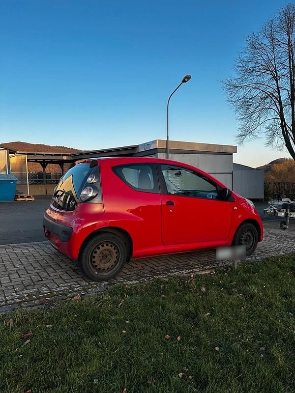 Gebraucht Citroën C1 68 PS (50 kW) 2009 Rot Kleinwagen
