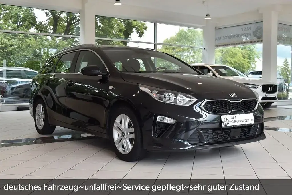 Gebraucht Kia Ceed 136 PS (100 kW) 2020 Schwarz Kleinwagen